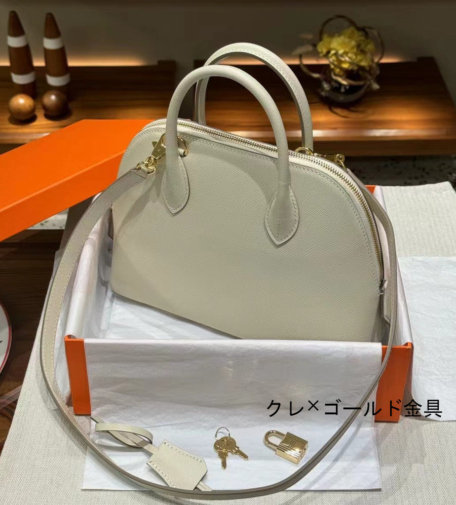 本革ブガッティハンドバッグ エトゥープ 黒 ゴールド 25cm ボリード風 エプソン風