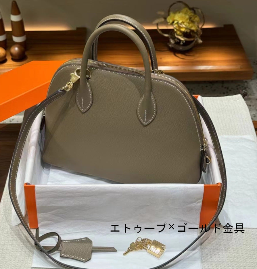 本革ブガッティハンドバッグ エトゥープ 黒 ゴールド 25cm ボリード風 エプソン風
