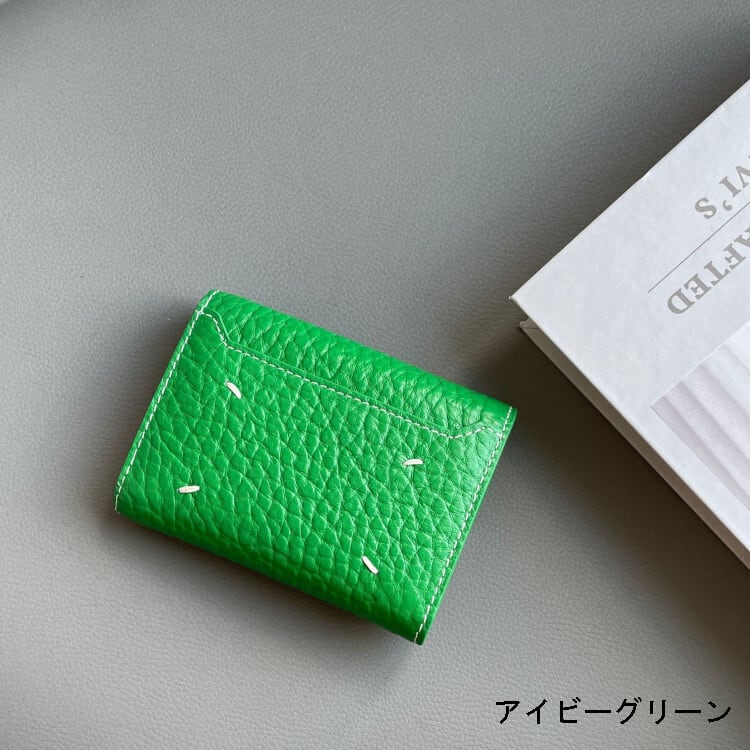 本革二つ折り財布 4ステッチ入り かぶせ付 カラーバリエーション 黒 レディース