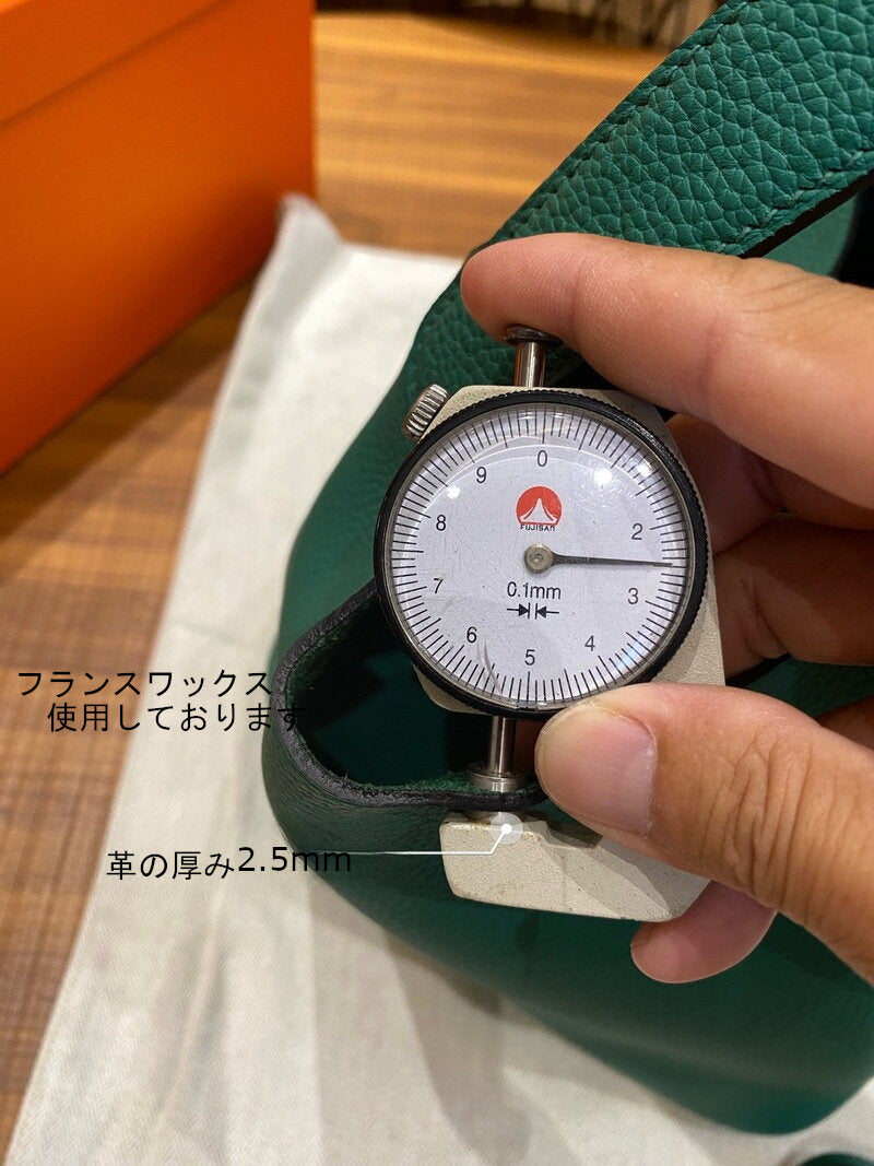 本革キューブバッグ エトゥープ 黒 ゴールド グレー レディース 上質