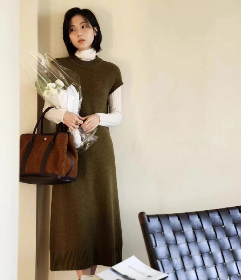 ネゴンダ ウール製ハンドバッグ 30cm 黒 グレー 茶