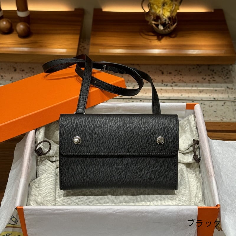 本革ショルダーバッグ ショルダーポシェット エトゥープ 白 茶