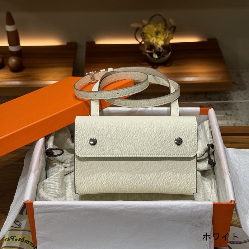 本革ショルダーバッグ ショルダーポシェット エトゥープ 白 茶
