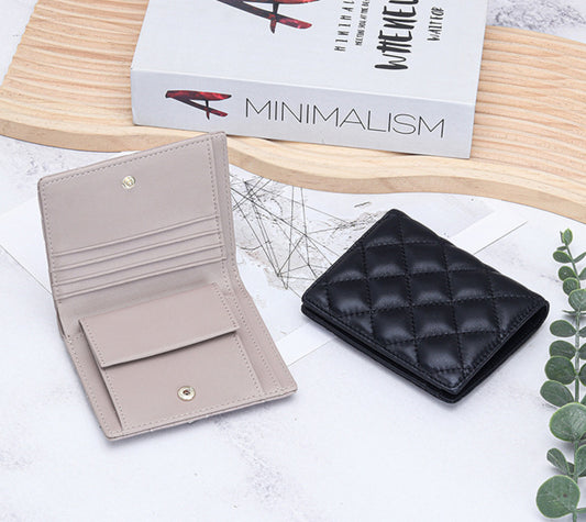 羊革財布 ラムスキン財布 本革二つ折り財布 黒 ピンク ベージュ マトラッセ