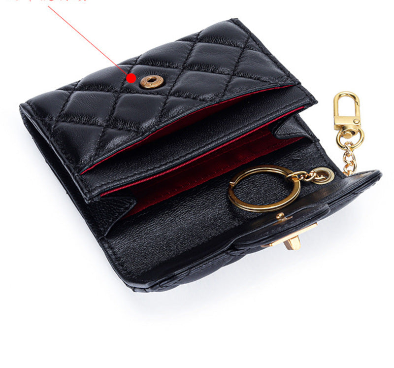 羊革財布 ラムスキン財布 マトラッセ財布 本革二つ折り財布 キーチェーン付 本革小銭入れ 黒 ピンク ベージュ ネイビー