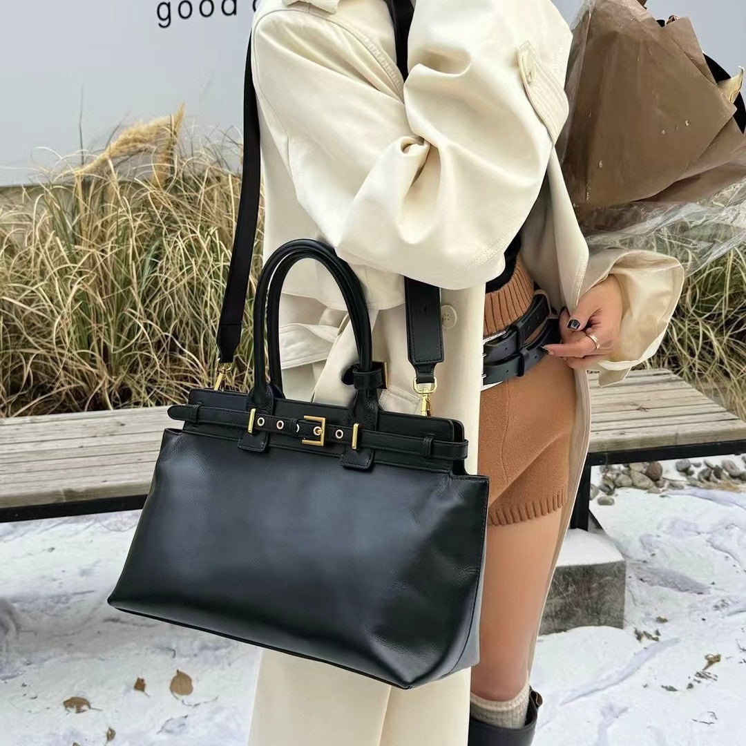 本革トートバッグ 2wayタイプバック ブラック グレー 白 黒茶 ベージュ