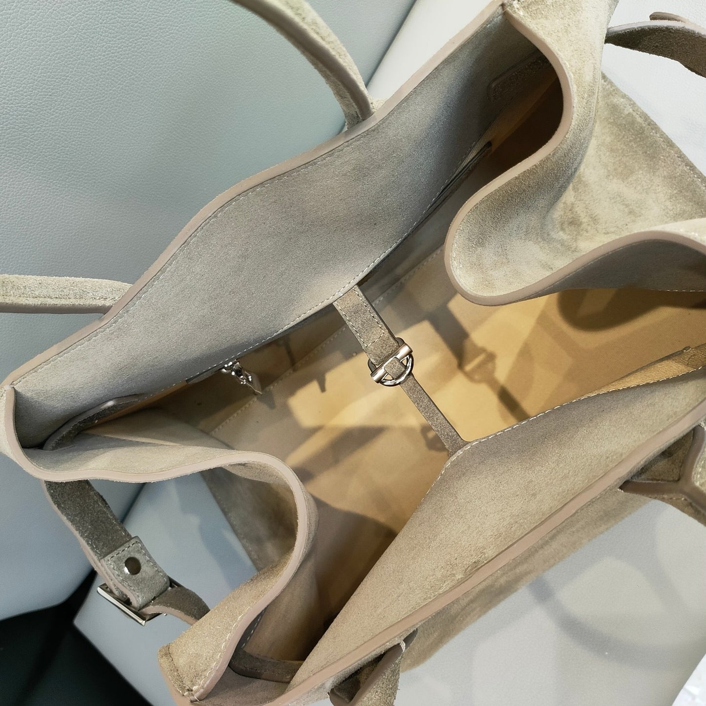 サイドベルト本革トートバッグ 10 12インチ スエード 2wayタイプバック ブラック トープ エクリュ