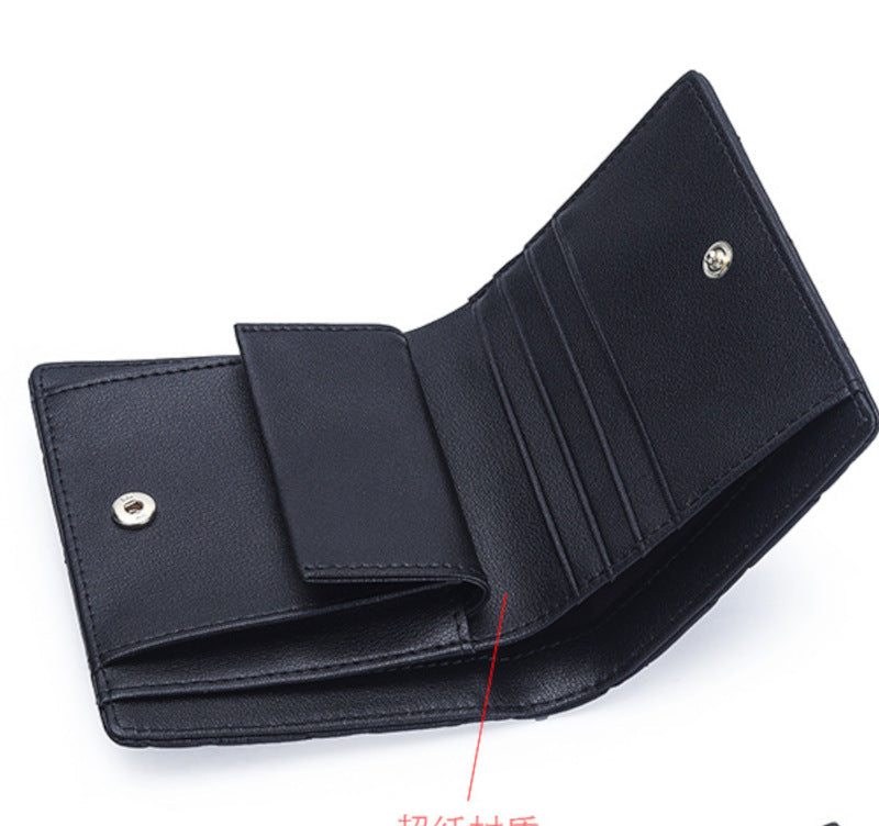 羊革財布 ラムスキン財布 本革二つ折り財布 黒 ピンク ベージュ マトラッセ