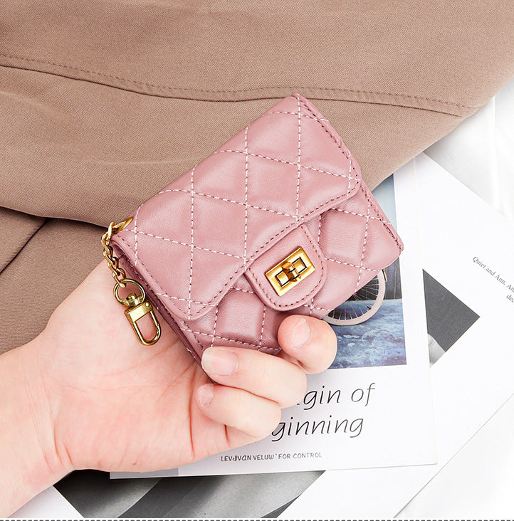 羊革財布 ラムスキン財布 マトラッセ財布 本革二つ折り財布 キーチェーン付 本革小銭入れ 黒 ピンク ベージュ ネイビー