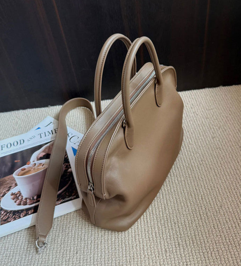 ブガッティバッグ 本革ハンドバッグ スムースレザー ブラック トープ ホワイト