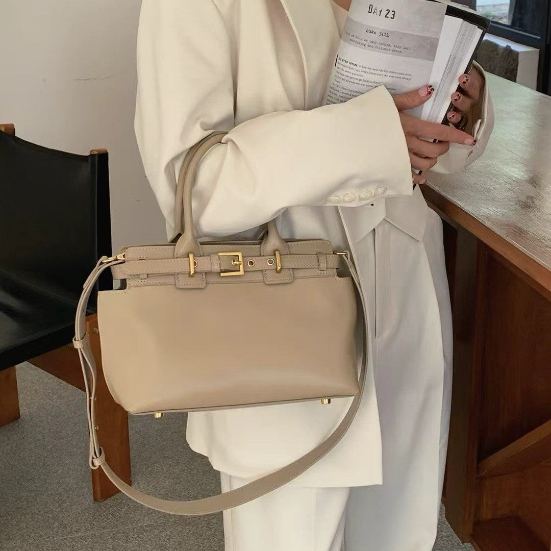 本革トートバッグ 2wayタイプバック ブラック グレー 白 黒茶 ベージュ