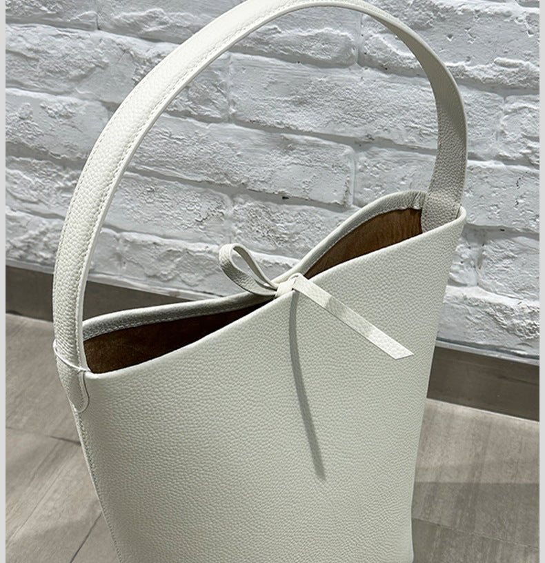 本革トートバッグ 10 12インチ バケツバッグ キューブバッグ 2wayタイプバック ブラック グレー 白 エクリュ