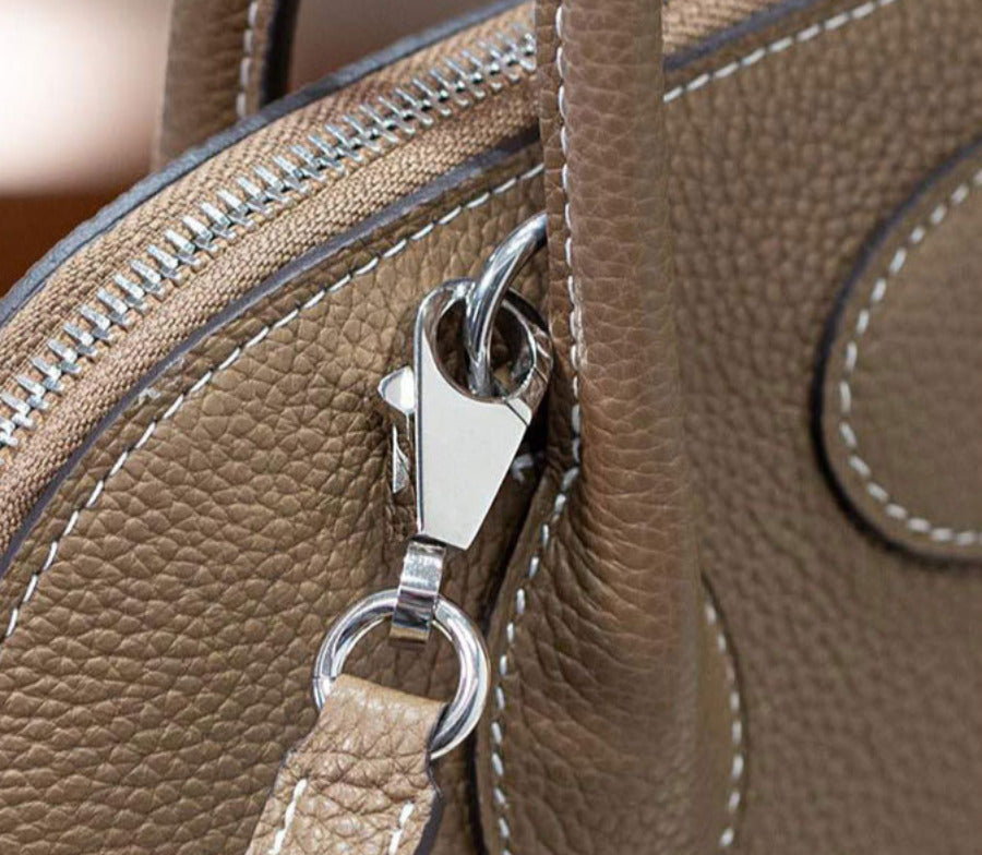 本革ブガッティハンドバッグ プレミア エトゥープ 黒 ブルージーン 31cm ボリード風 レディース