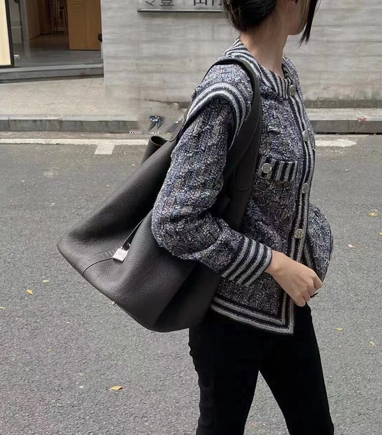 美品 ピコタンロック風 本革キューブ型バック エルメス風バッグ】ピコタン風（キューブバッグ）本革を買って